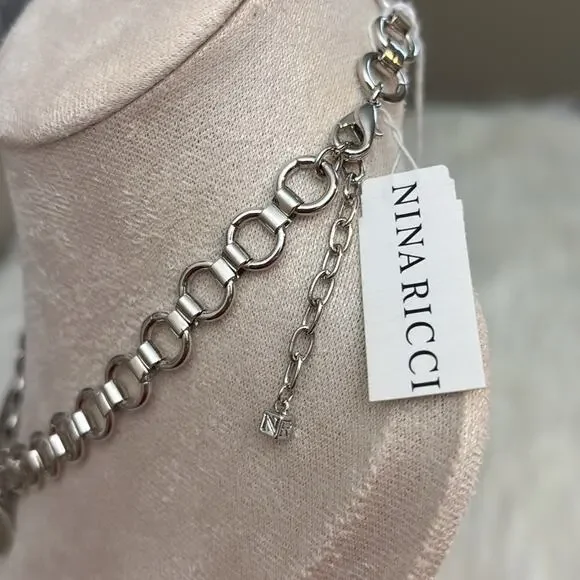 Nina Ricci Silver Textured Disc Pendant Necklace - Picture 3 of 5